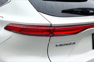 2022 Toyota Venza XLE