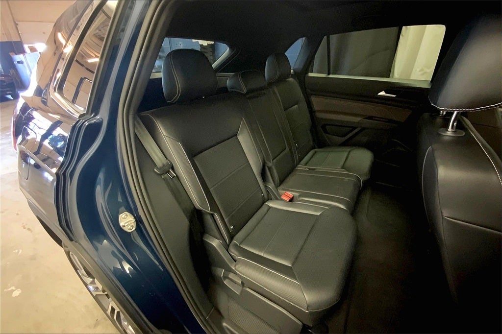 2021 Volkswagen Atlas Cross Sport 3.6L V6 SEL R-Line