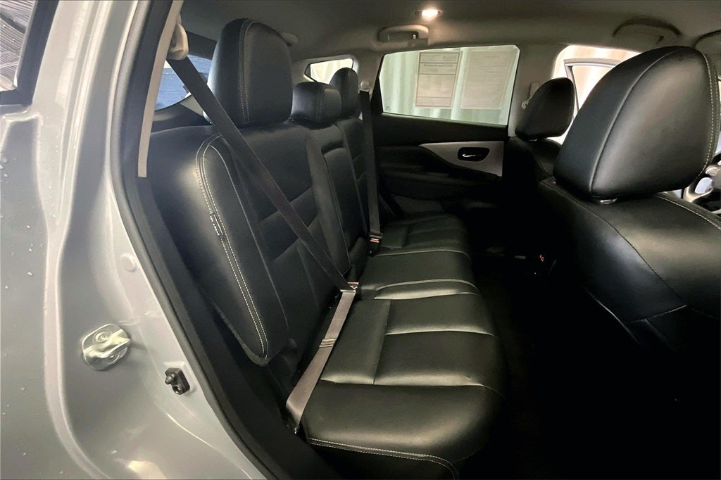 2022 Nissan Murano SV