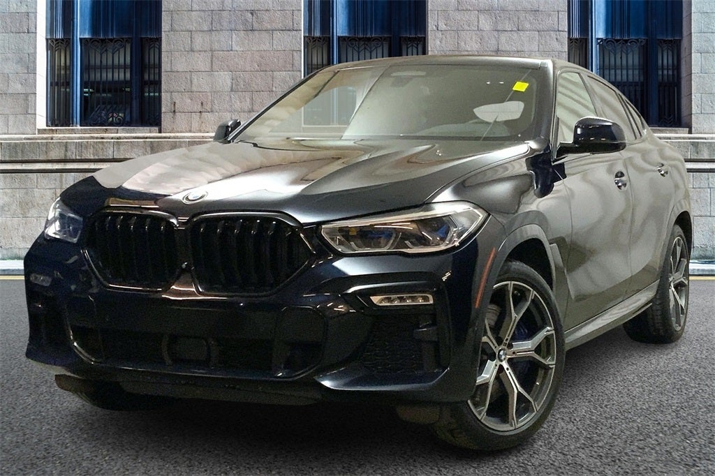 2021 BMW X6 M50i