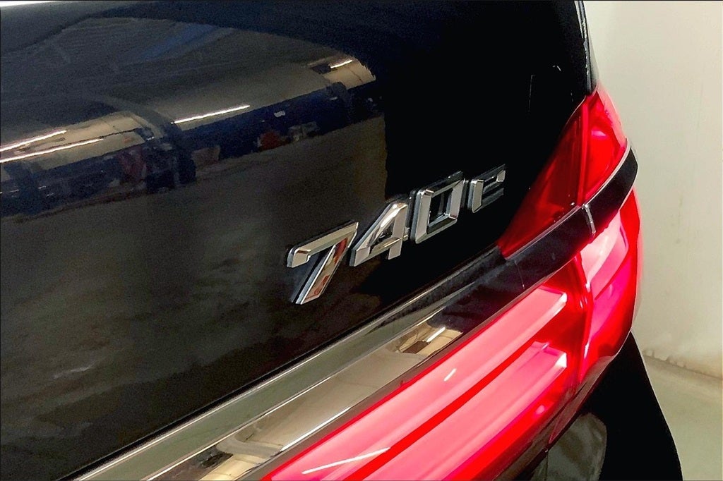 2018 BMW 7 Series 740e xDrive iPerformance