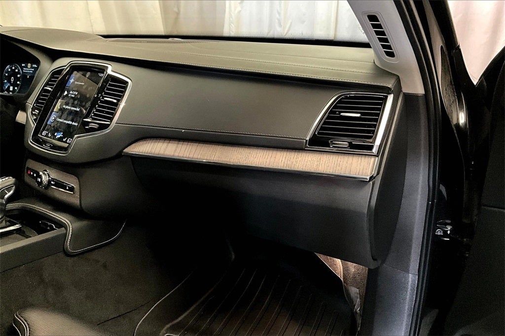 2021 Volvo XC90 T6 Inscription