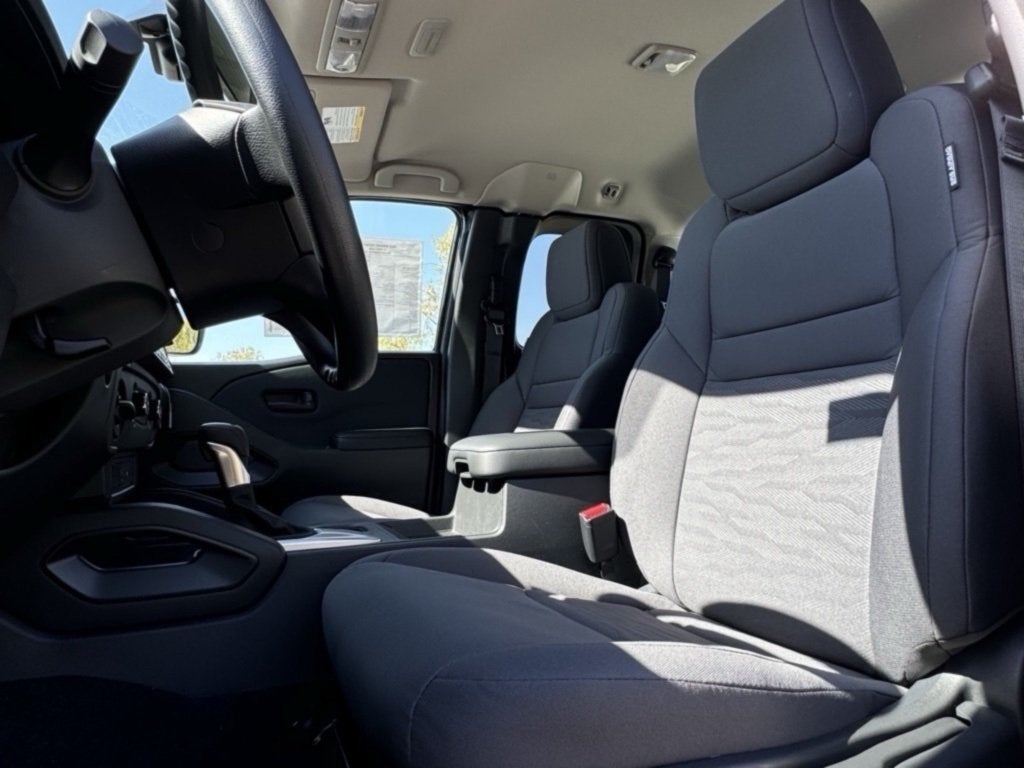 2025 Nissan Frontier S