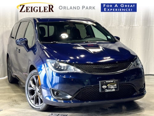 2018 Chrysler Pacifica Touring Plus