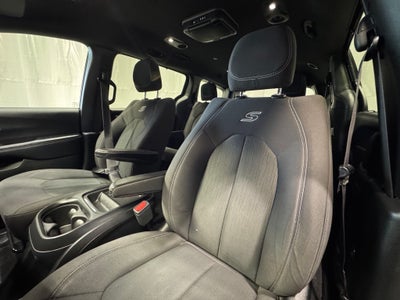 2018 Chrysler Pacifica Touring Plus