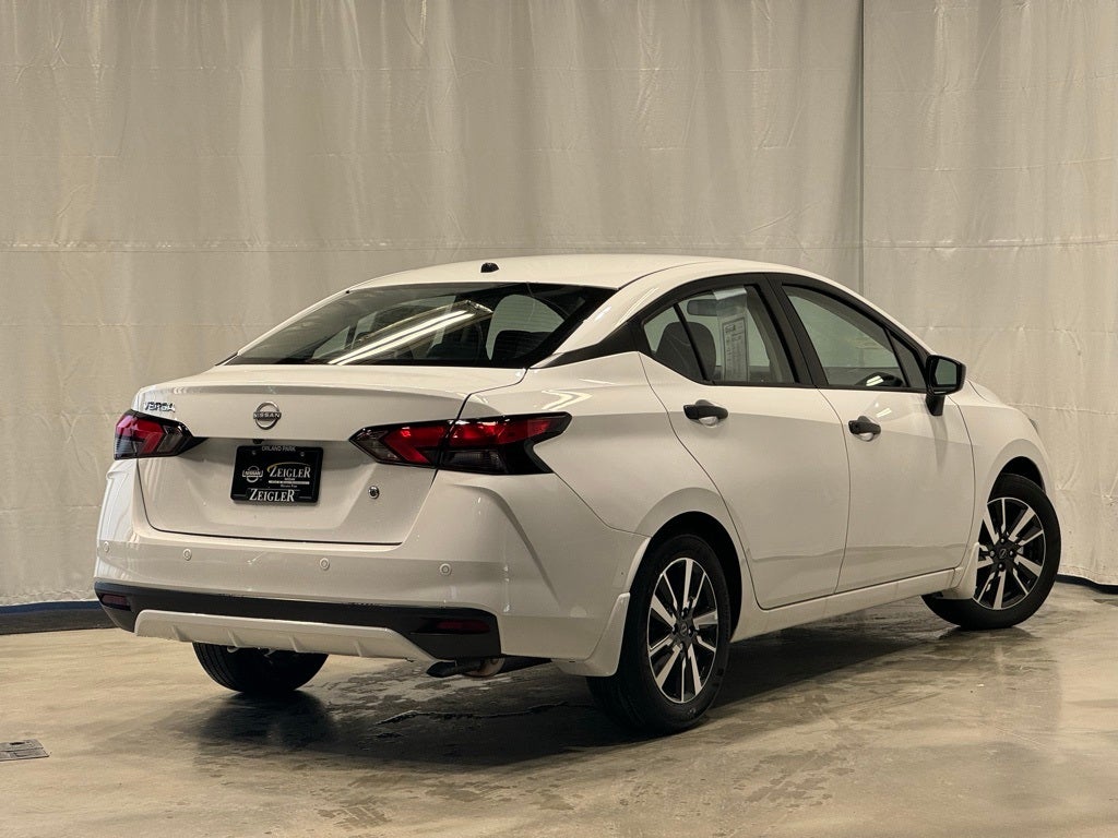 2025 Nissan Versa 1.6 S