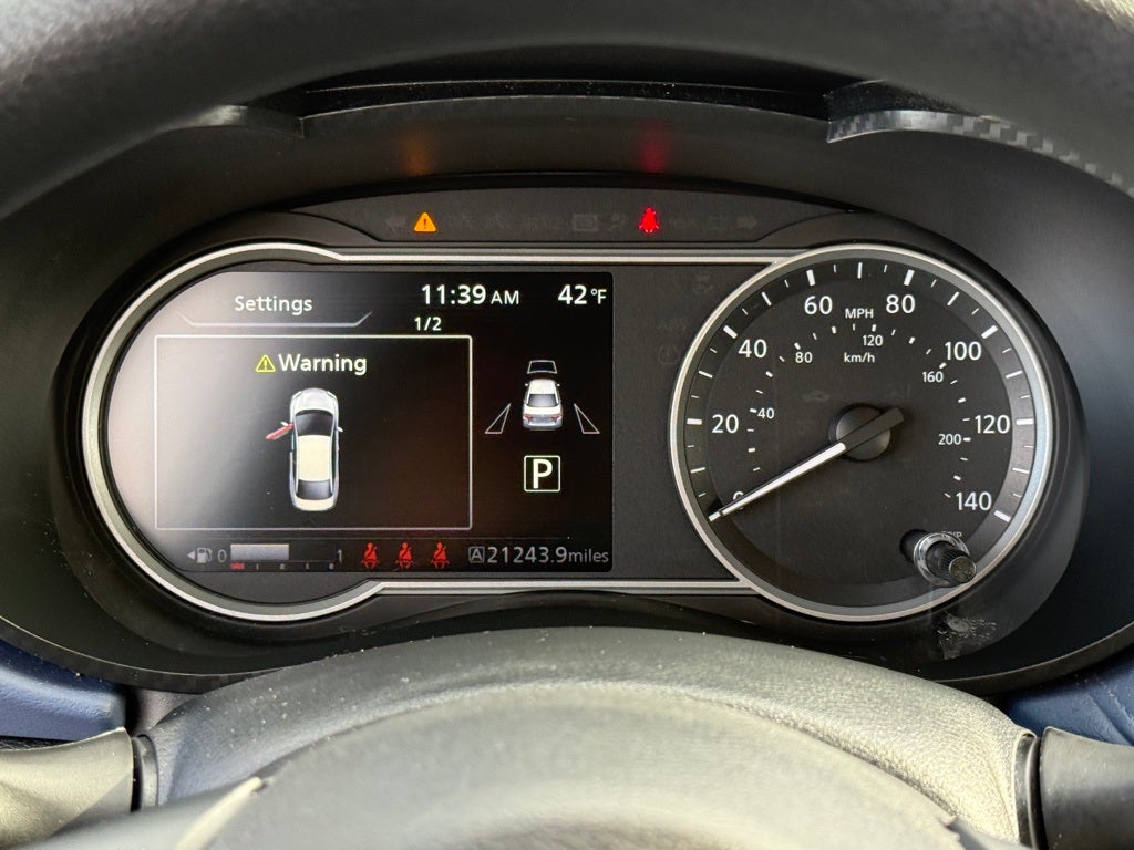 2023 Nissan Versa 1.6 SV