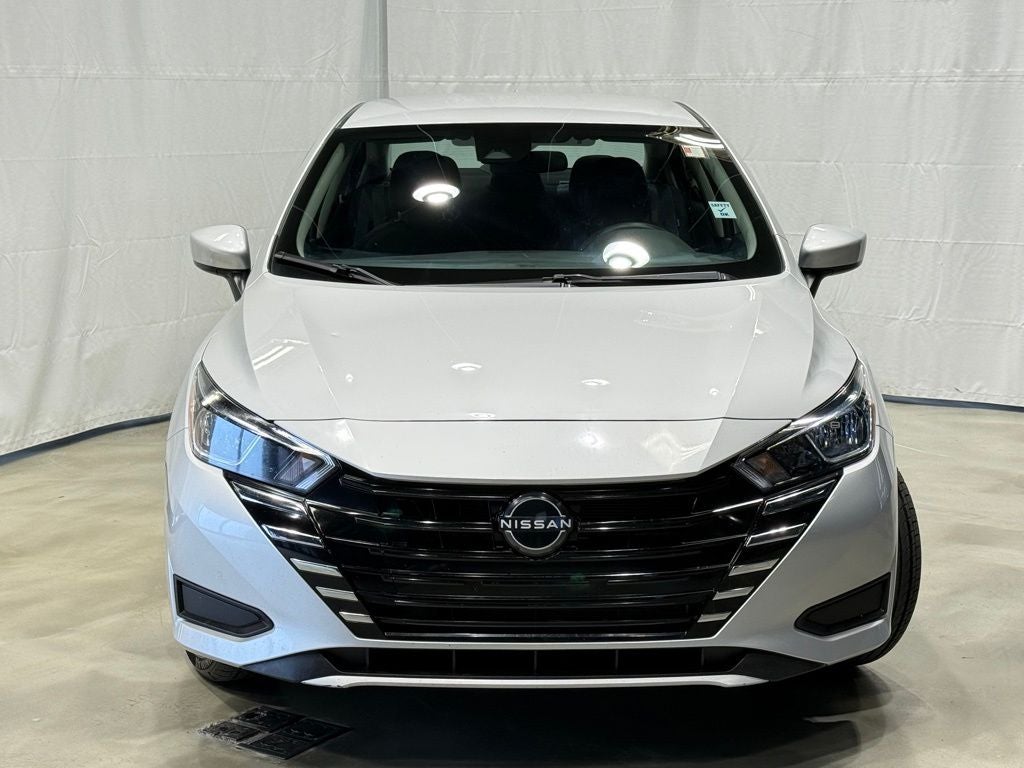 2023 Nissan Versa 1.6 SV