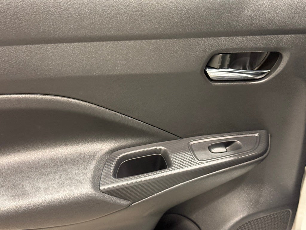 2023 Nissan Versa 1.6 SV