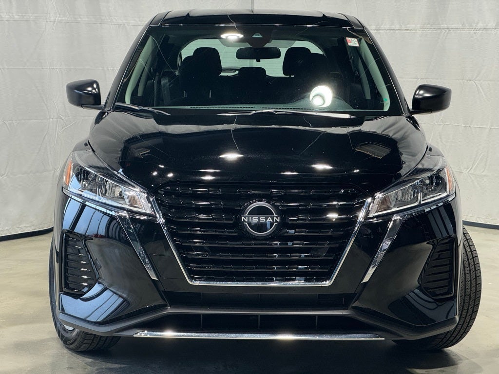 2023 Nissan Kicks S