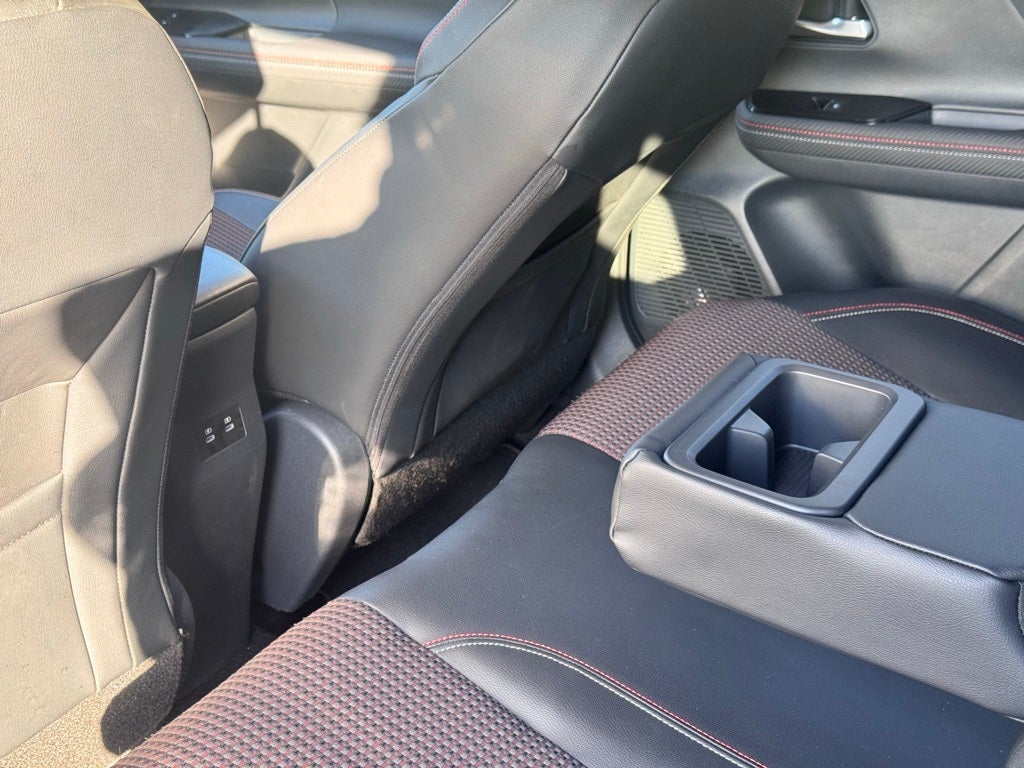 2025 Nissan Kicks SR AWD