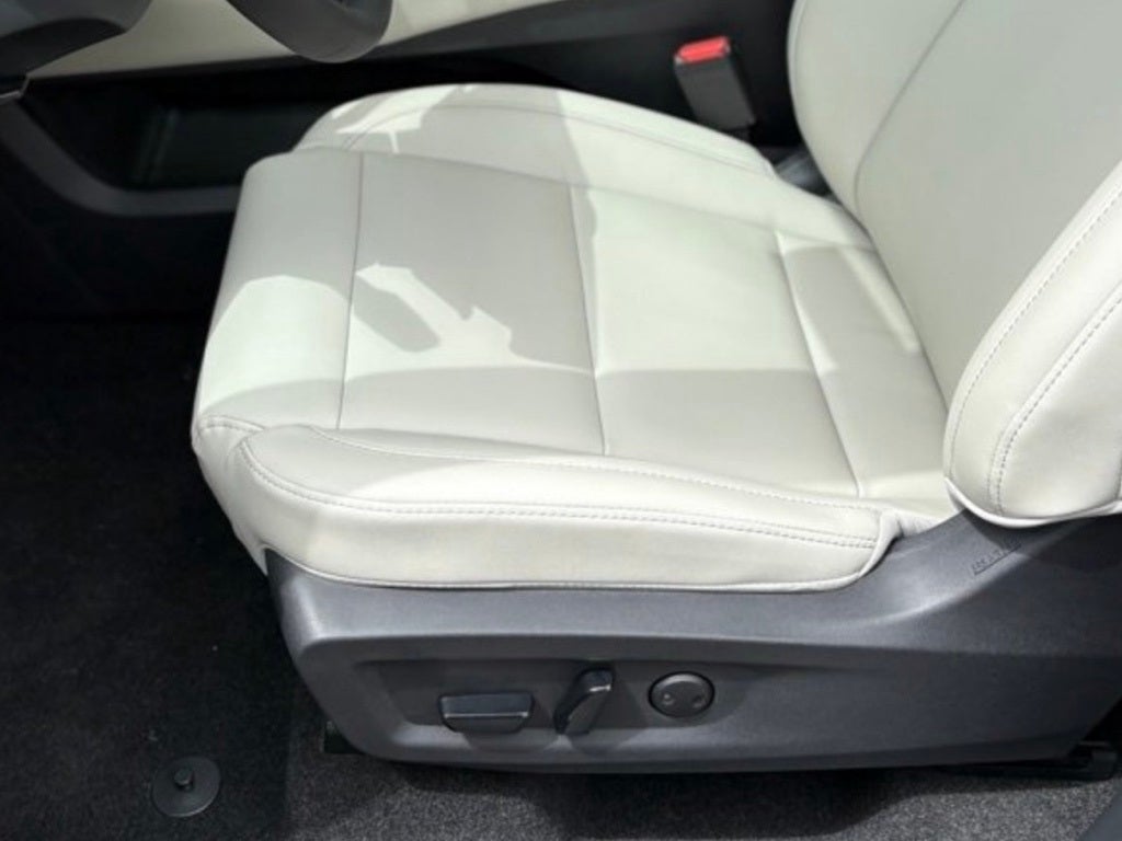 2025 Nissan Murano SV AWD