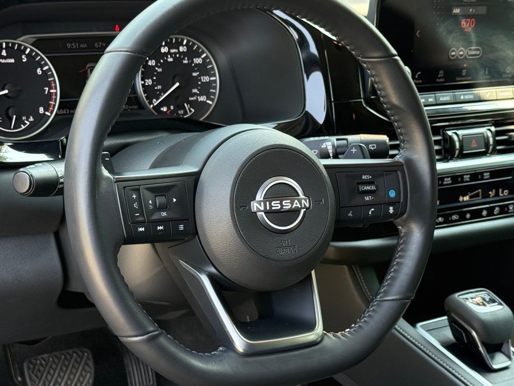 2025 Nissan Pathfinder SV 4WD