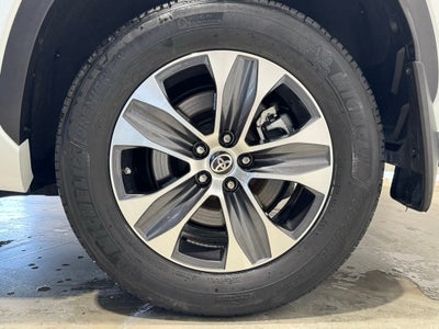 2022 Toyota Highlander XLE AWD