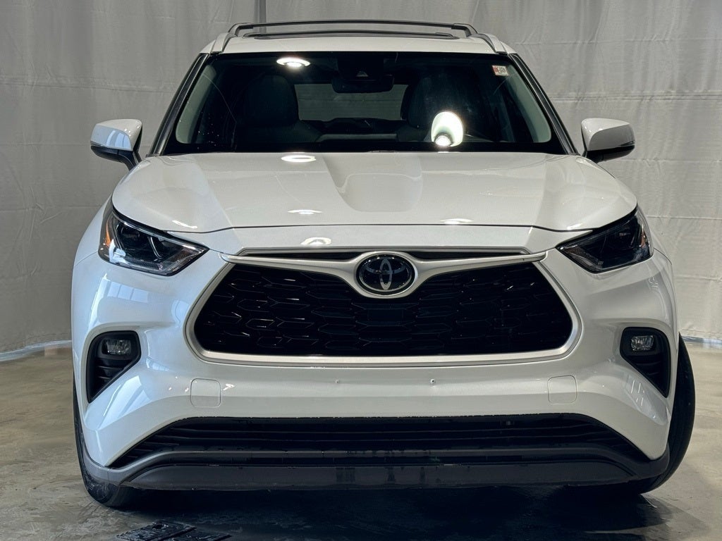 2022 Toyota Highlander XLE AWD