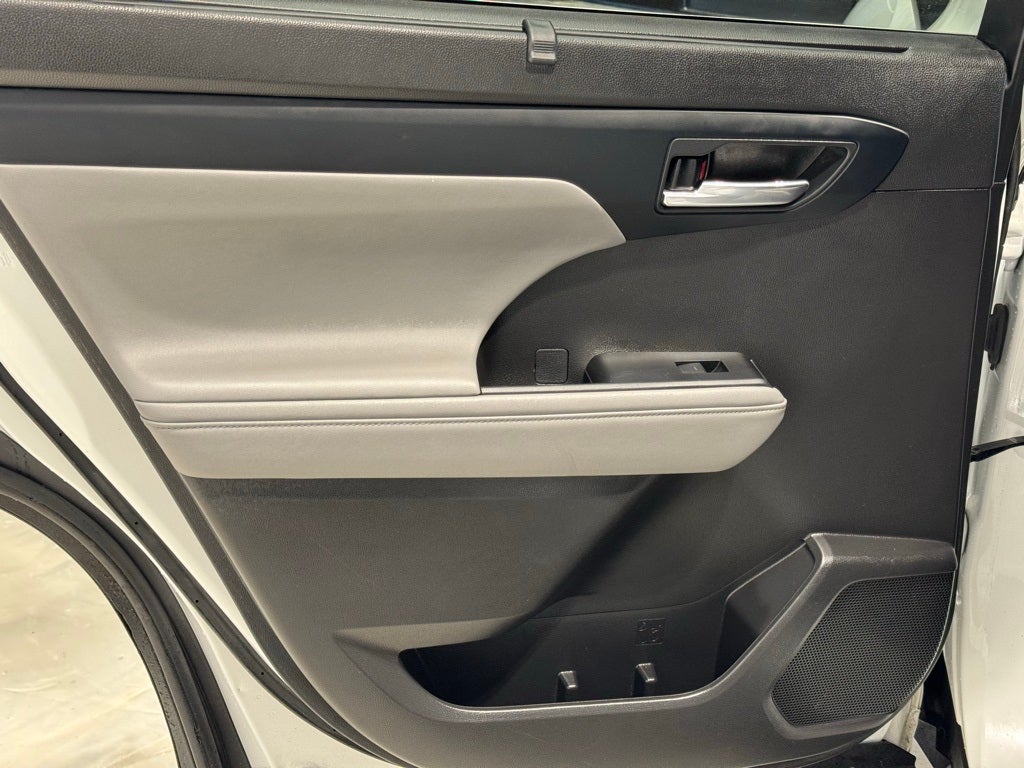 2022 Toyota Highlander XLE AWD