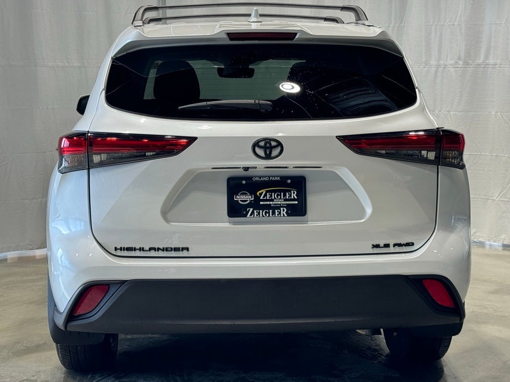 2022 Toyota Highlander XLE AWD