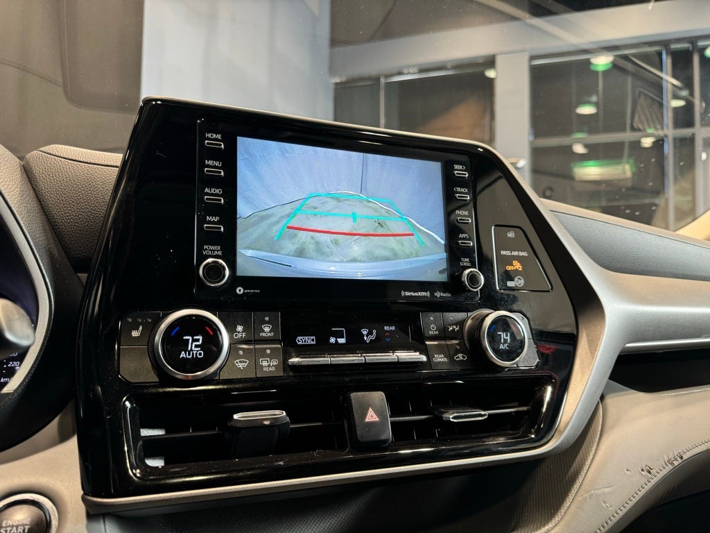 2022 Toyota Highlander XLE AWD