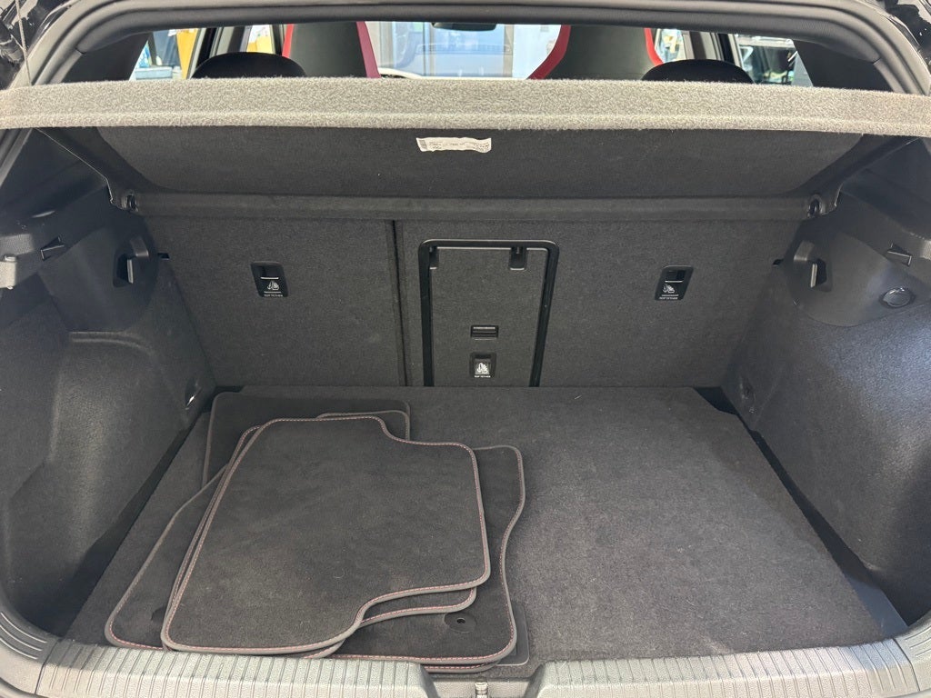 2024 Volkswagen Golf GTI 2.0T S