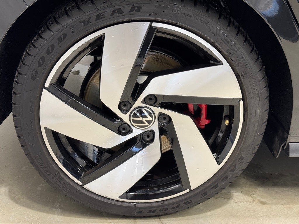 2024 Volkswagen Golf GTI 2.0T S