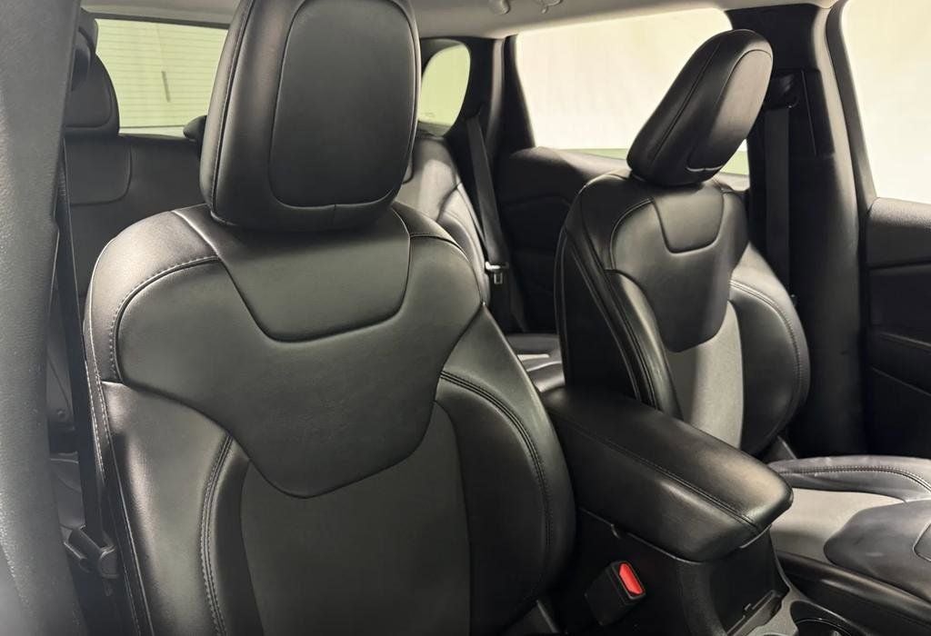 2019 Jeep Cherokee Altitude