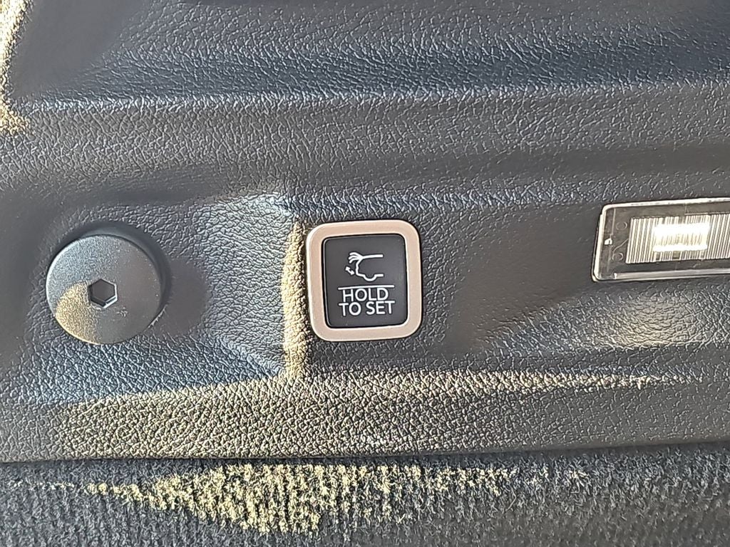 2022 Jeep Grand Cherokee L Summit