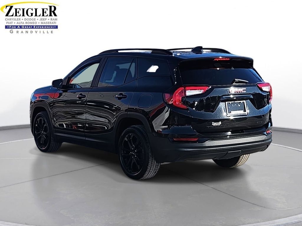 2022 GMC Terrain SLE