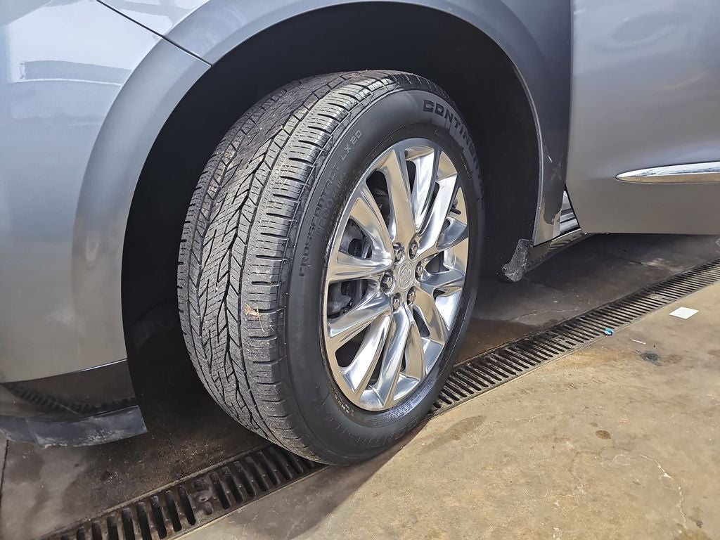 2021 Buick Enclave Essence