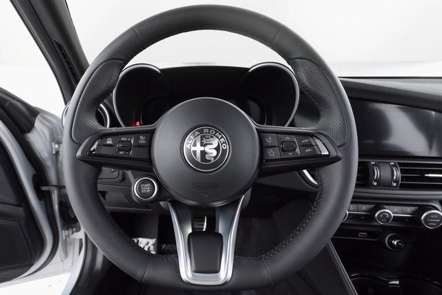 2024 Alfa Romeo Giulia Ti