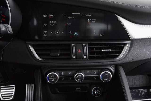 2024 Alfa Romeo Giulia Ti