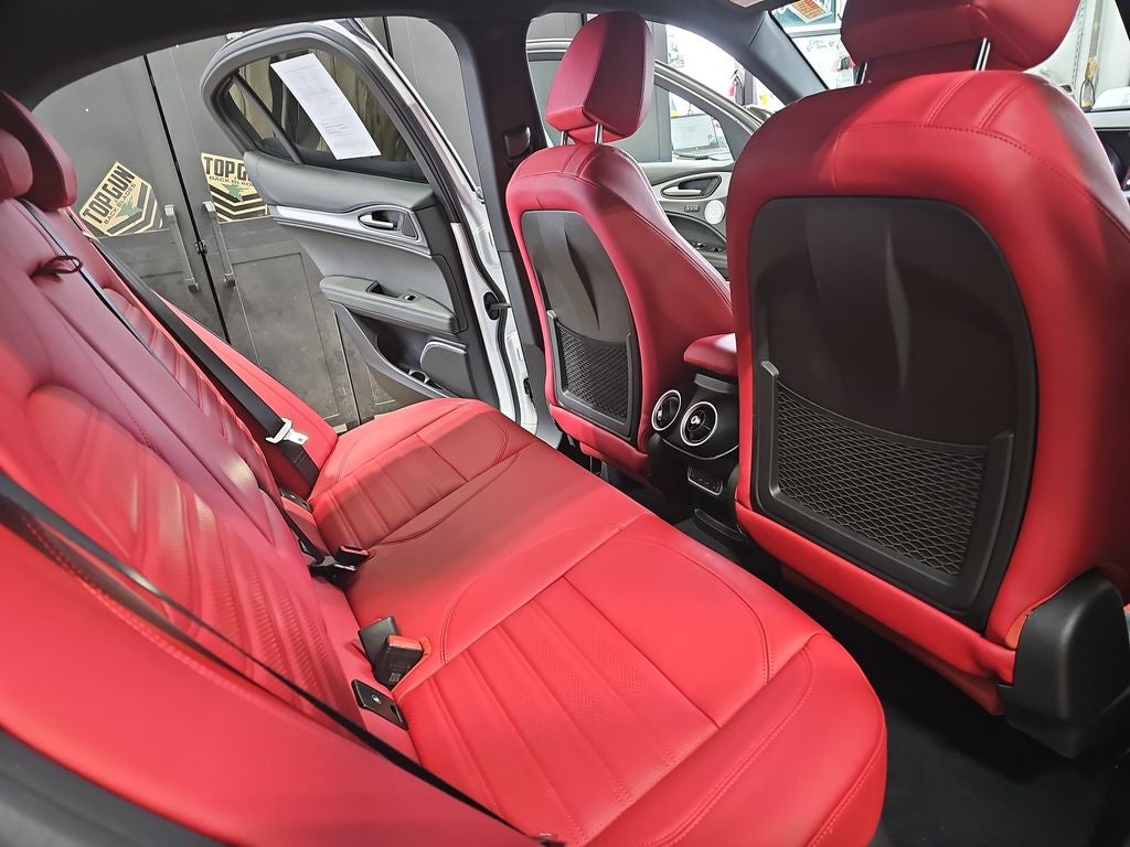 2023 Alfa Romeo Stelvio Veloce