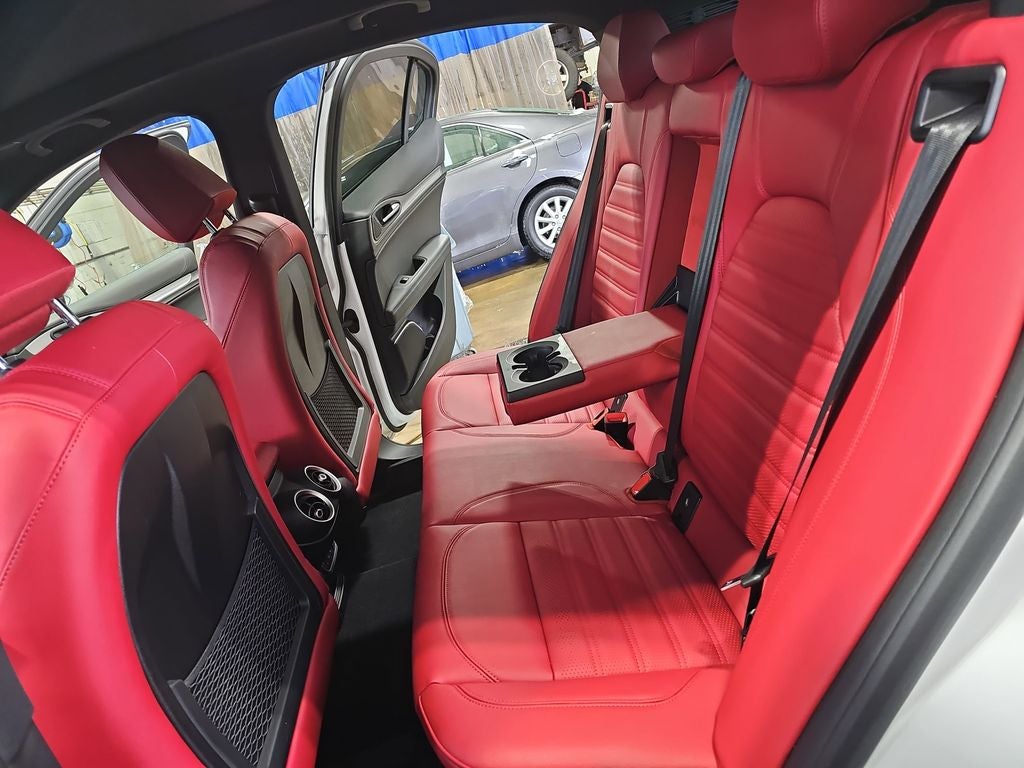 2023 Alfa Romeo Stelvio Veloce