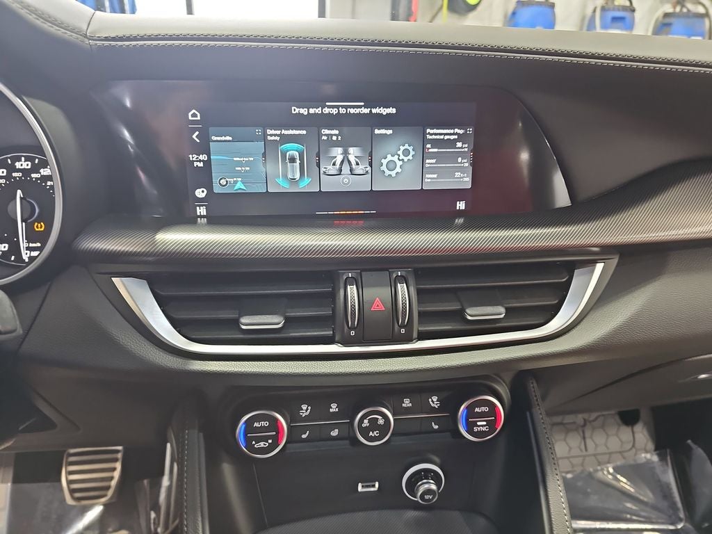 2023 Alfa Romeo Stelvio Veloce