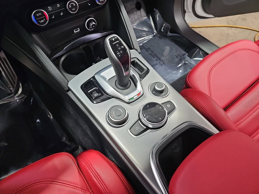 2023 Alfa Romeo Stelvio Veloce
