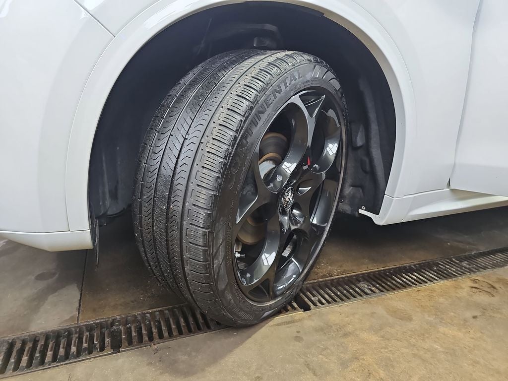 2023 Alfa Romeo Stelvio Veloce