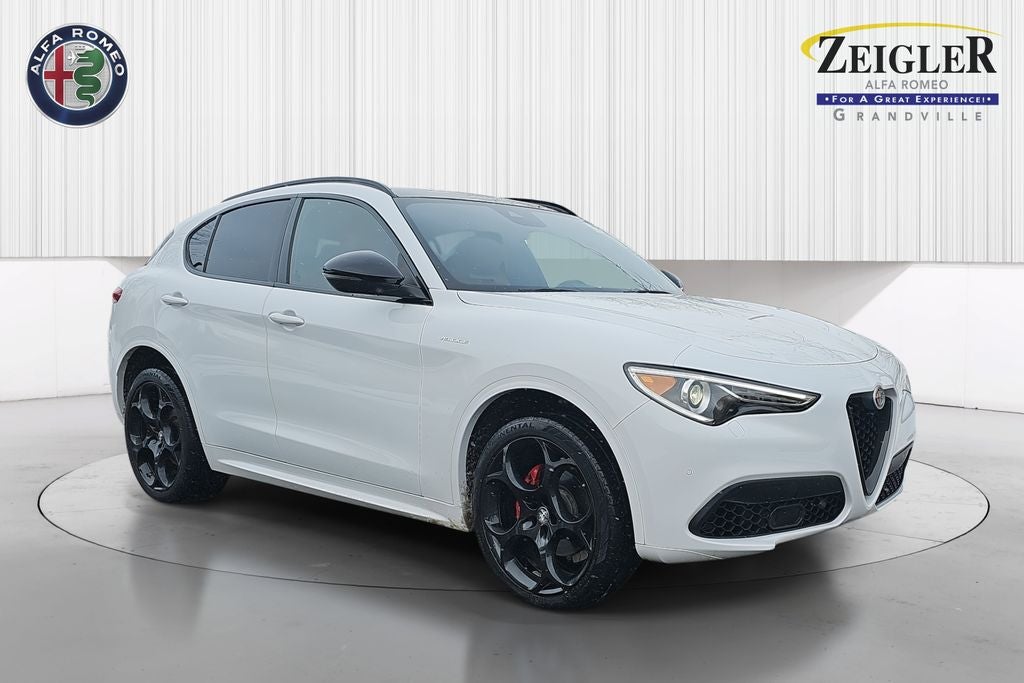 2023 Alfa Romeo Stelvio Veloce