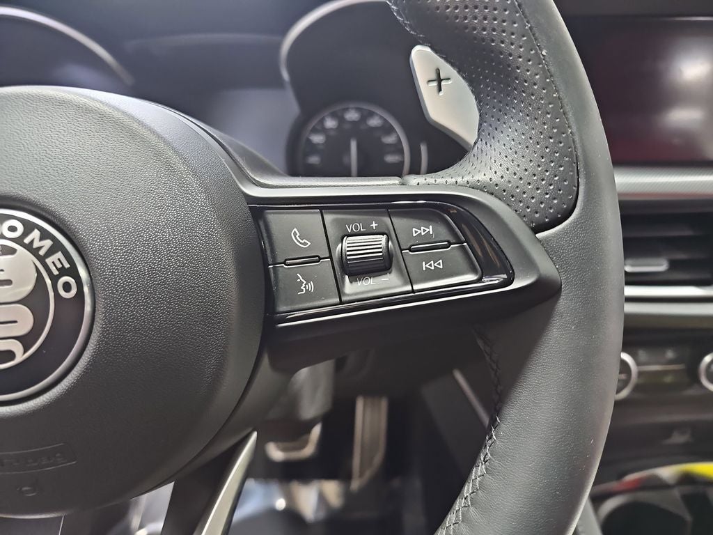 2023 Alfa Romeo Stelvio Veloce