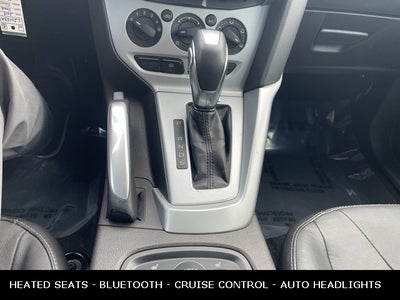 2014 Ford Focus SE LOW MILES