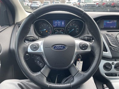 2014 Ford Focus SE LOW MILES
