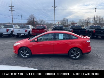 2014 Ford Focus SE LOW MILES