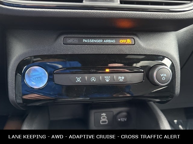 2026 Ford Escape ST-Line DEALER DEMO