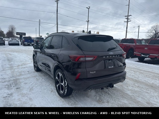 2023 Ford Escape ST-Line Select AWD