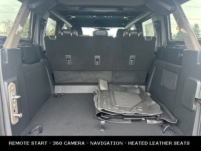 2025 Ford Bronco Outer Banks BLACKOUT PACKAGE