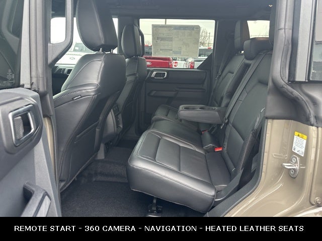 2025 Ford Bronco Outer Banks BLACKOUT PACKAGE