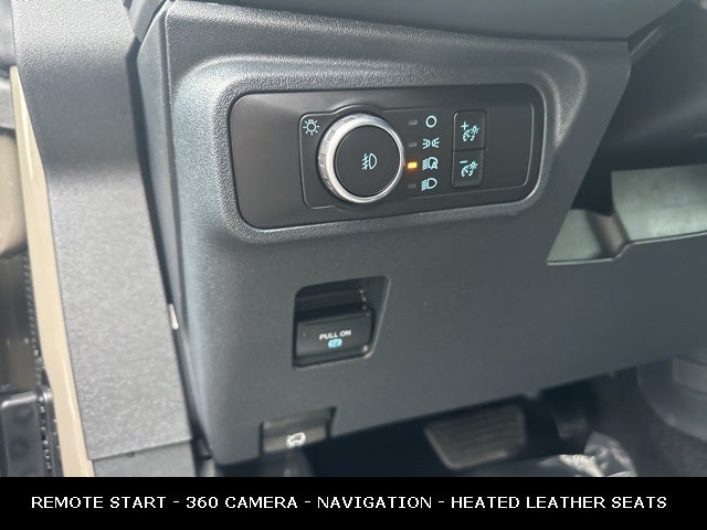 2025 Ford Bronco Outer Banks BLACKOUT PACKAGE