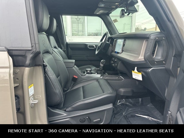 2025 Ford Bronco Outer Banks BLACKOUT PACKAGE