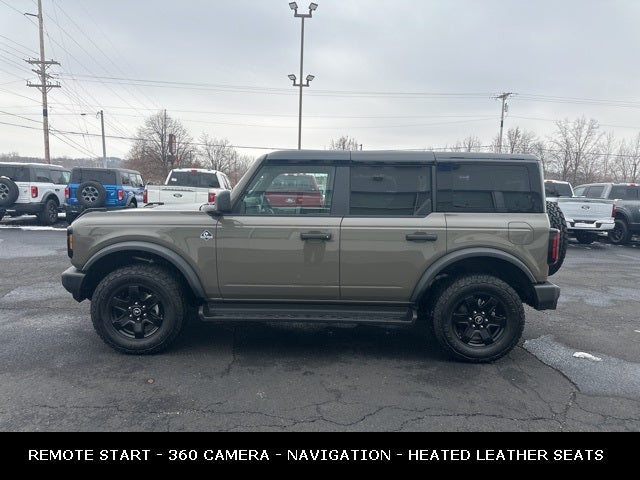 2025 Ford Bronco Outer Banks BLACKOUT PACKAGE