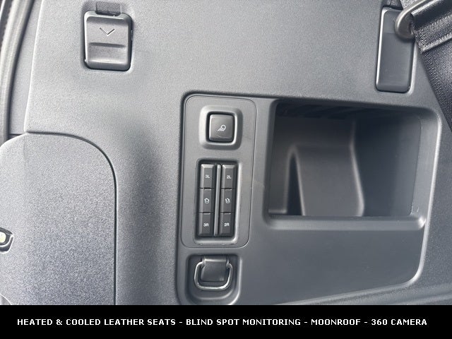 2026 Ford Expedition Platinum STEALTH PERFORMANCE PACKAGE