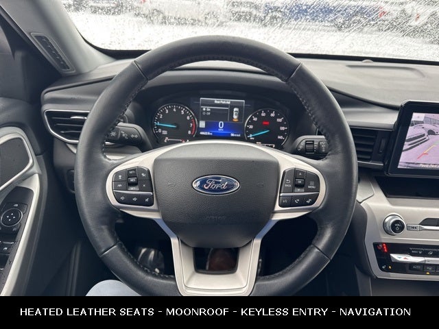 2022 Ford Explorer XLT TWIN PANEL MOONROOF