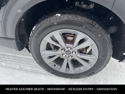 2022 Ford Explorer XLT TWIN PANEL MOONROOF